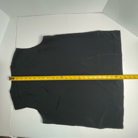 GO BY GO SILK Women's Black 100% Silk Tank Top Sequins V-Neck Size Medium - Picture 8 of 8